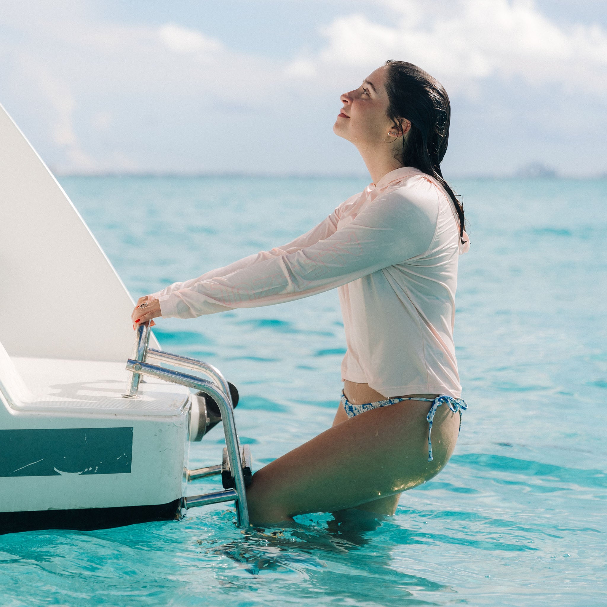 Cropped Hooded Sunshirt